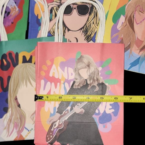 12pk Double sided  Taylor Swift Gift/Goody Bags. Perfect for Parties,  Valentine - Picture 4 of 4